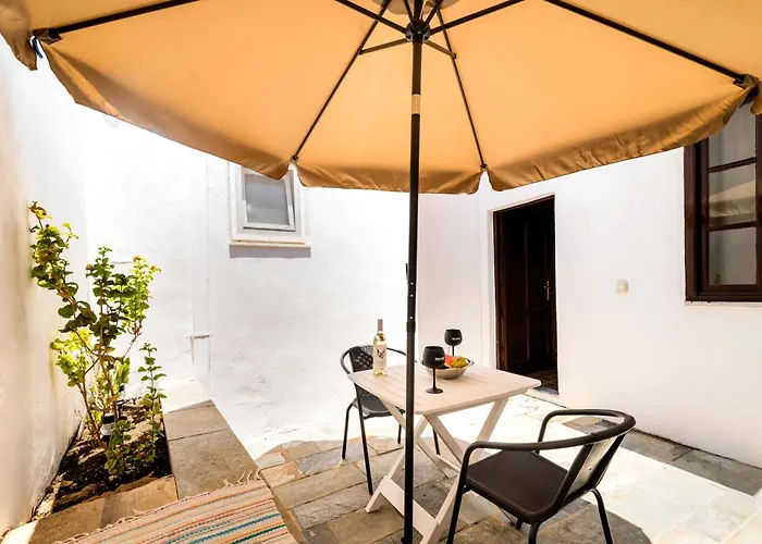 Дом отдыха Mary's House *